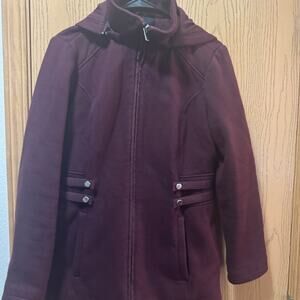 Details intl. warm zip up coat size small